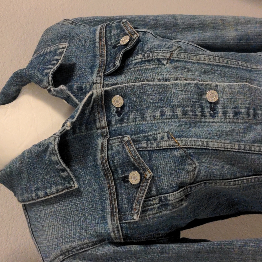 Vintage GAP Denim Jean Jacket with Tiger Patch 🔥🔥🔥 - Picture 2 of 10